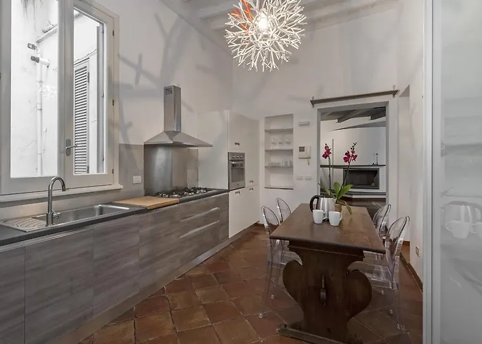 Antique-modern Flat By Navona Square Apartament *